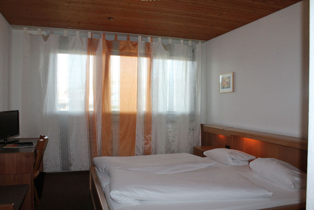 Hotel & Restaurant Chaernsmatt Rothenburg Quarto foto